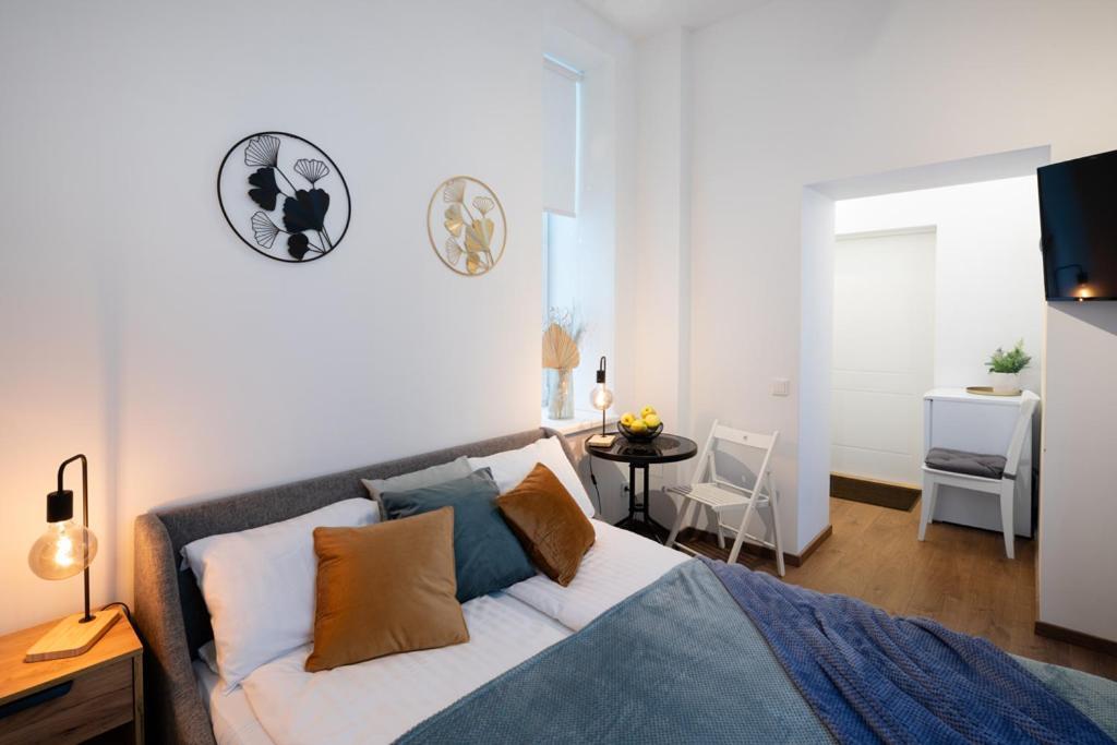 Kalnina Street Studio Apartment Рига Екстер'єр фото