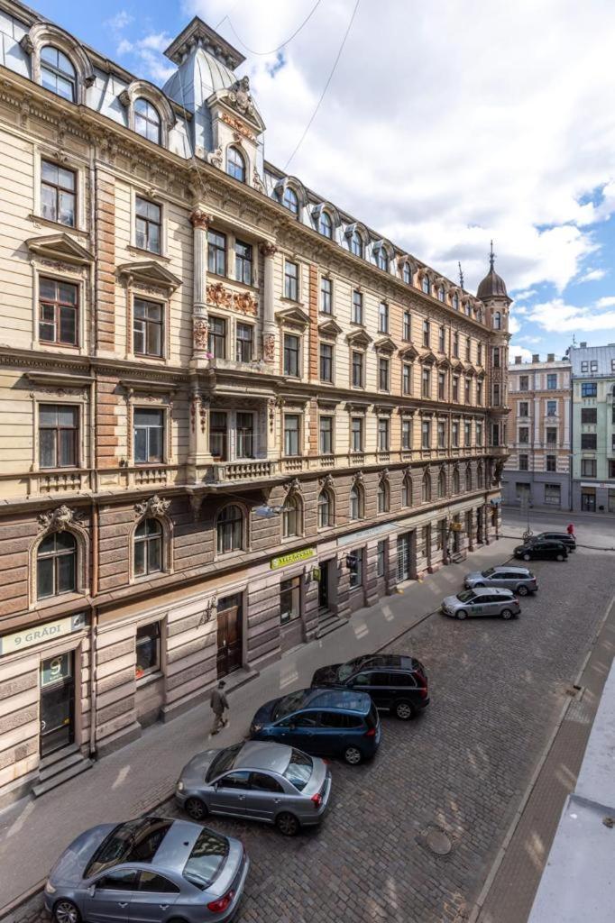 Kalnina Street Studio Apartment Рига Екстер'єр фото