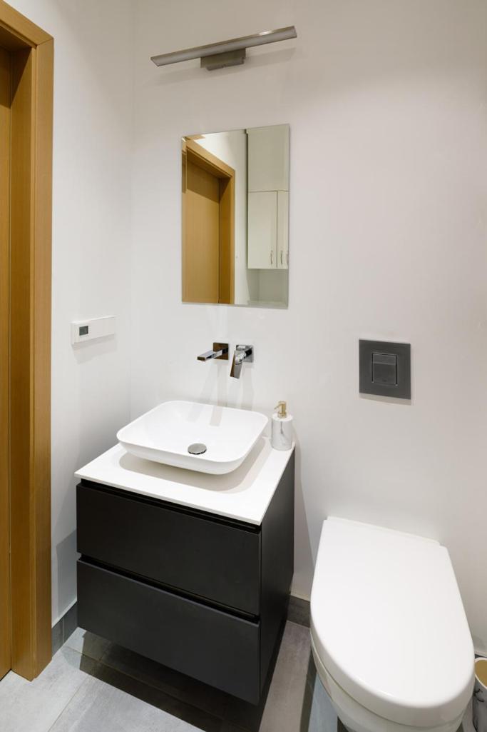 Kalnina Street Studio Apartment Рига Екстер'єр фото